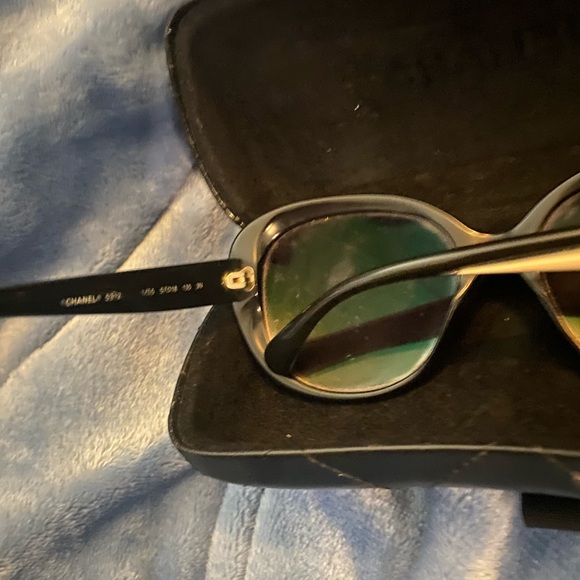 Chanel sunglasses full inclusion (has scratches) - Picture 13 of 15